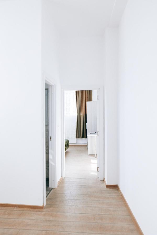 Neva Apartments Făgăraş Екстериор снимка