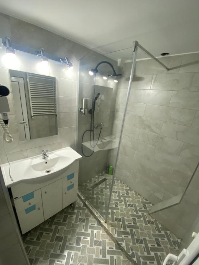Neva Apartments Făgăraş Екстериор снимка