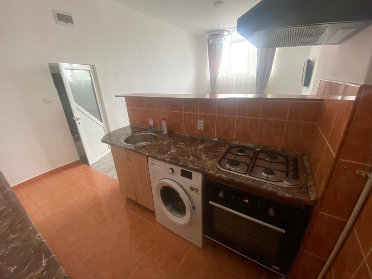 Neva Apartments Făgăraş Екстериор снимка