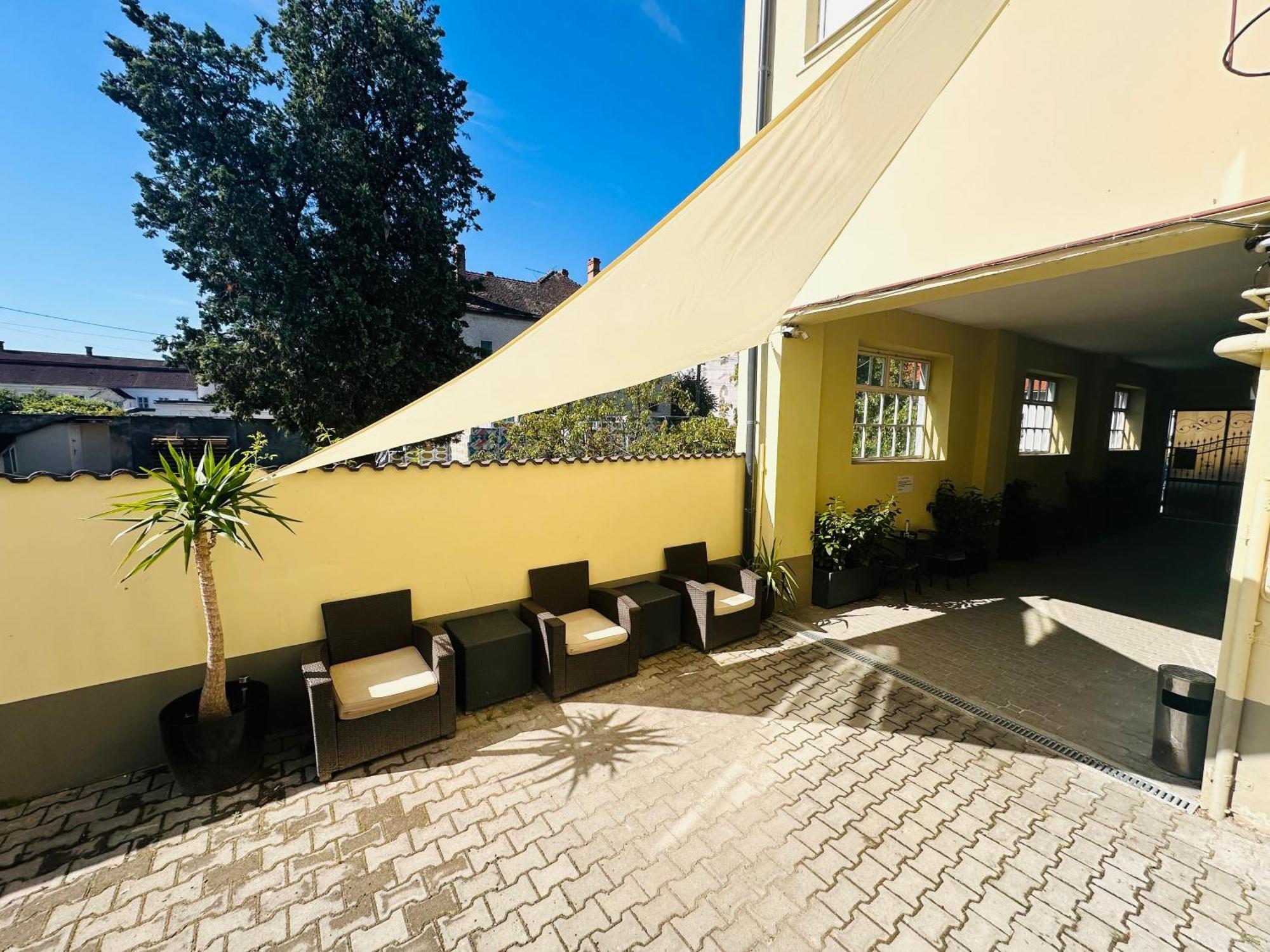 Neva Apartments Făgăraş Екстериор снимка